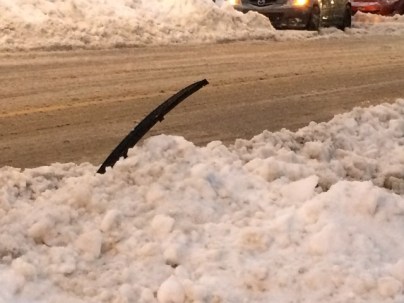 кто-то уехал без передней решетки